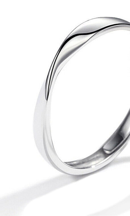 Silver Mobius Ring for Men and Women