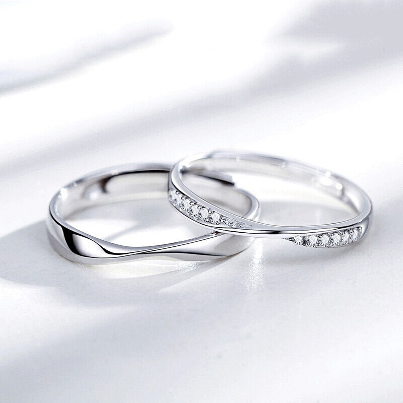 Silver Mobius Ring for Men and Women